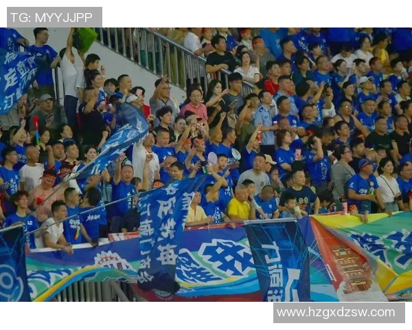 足球明星齐聚一堂激情对决精彩赛事回顾与球迷互动盛况